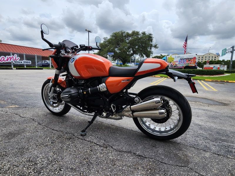 2025 BMW R 12 nineTImage 11