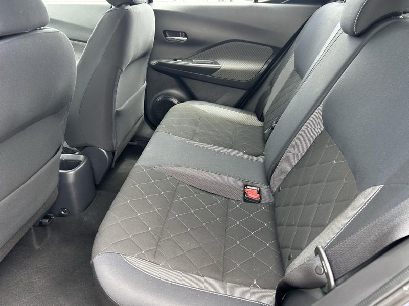 2018 Nissan Kicks SVImage 15