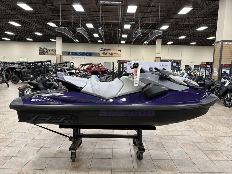 New 2025 Sea-Doo GTI SE 170 (SOUND SYSTEM) Image 18