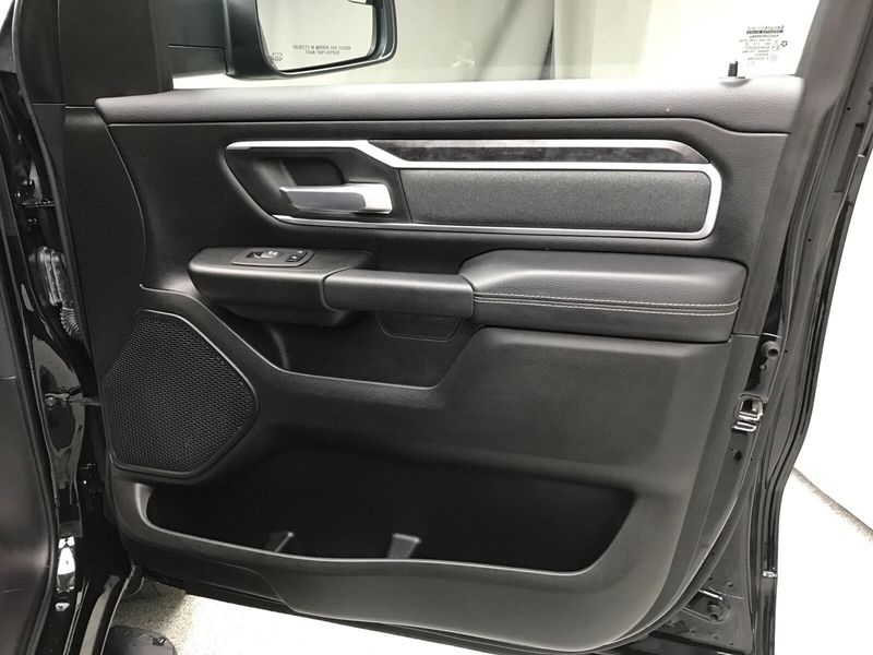2022 RAM 1500 Big HornImage 15