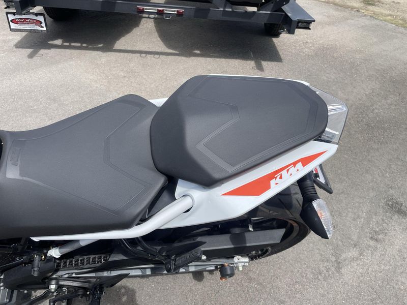 Used 2022 KTM 390 DUKE Image 18