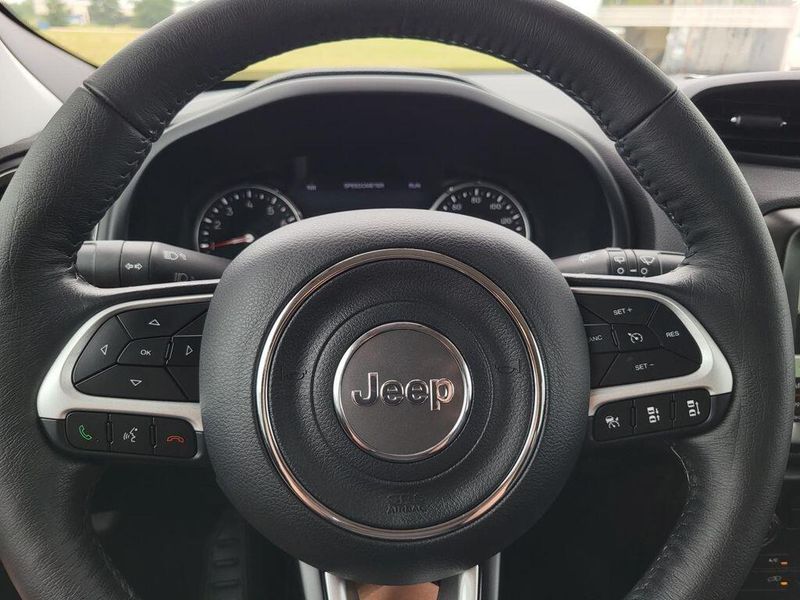 2023 Jeep Renegade LimitedImage 13