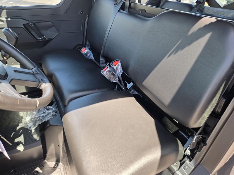 NEW 2027 POLARIS RANGER CREW XP 1000 CAB Image 24