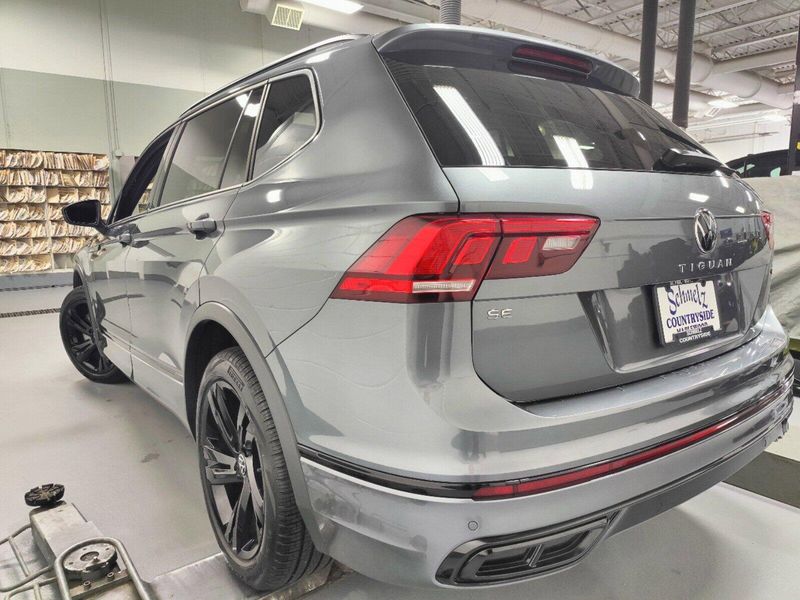 2024 Volkswagen Tiguan SE R-Line Black AWD w/SunroofImage 12