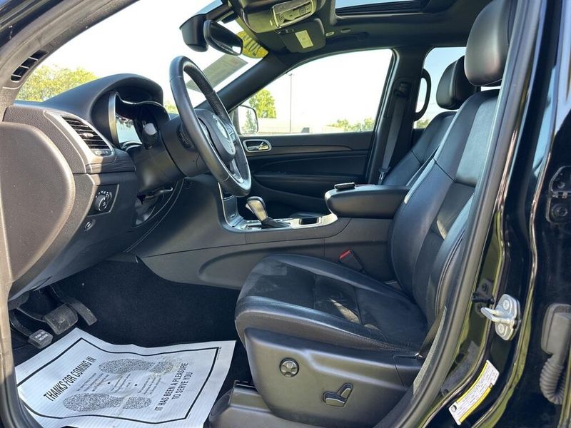2019 Jeep Grand Cherokee Altitude photo 14