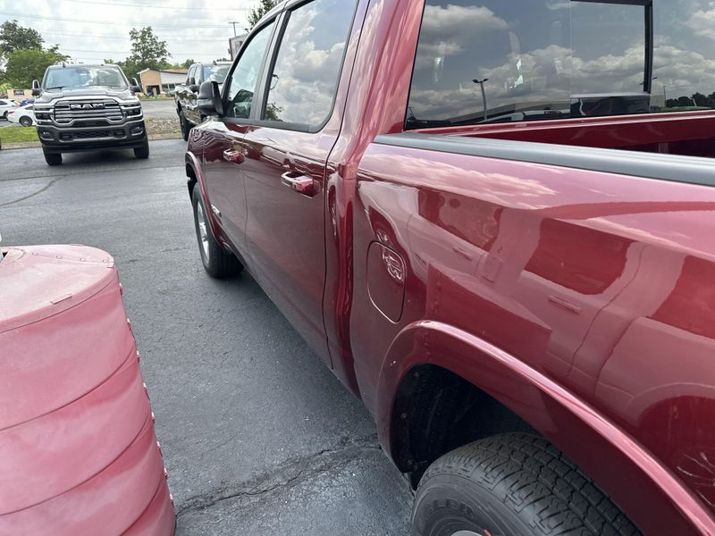 2025 RAM 1500 Big Horn Crew Cab 4x4 5