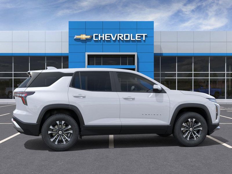 New 2026 Chevrolet Equinox FWD LTImage 5