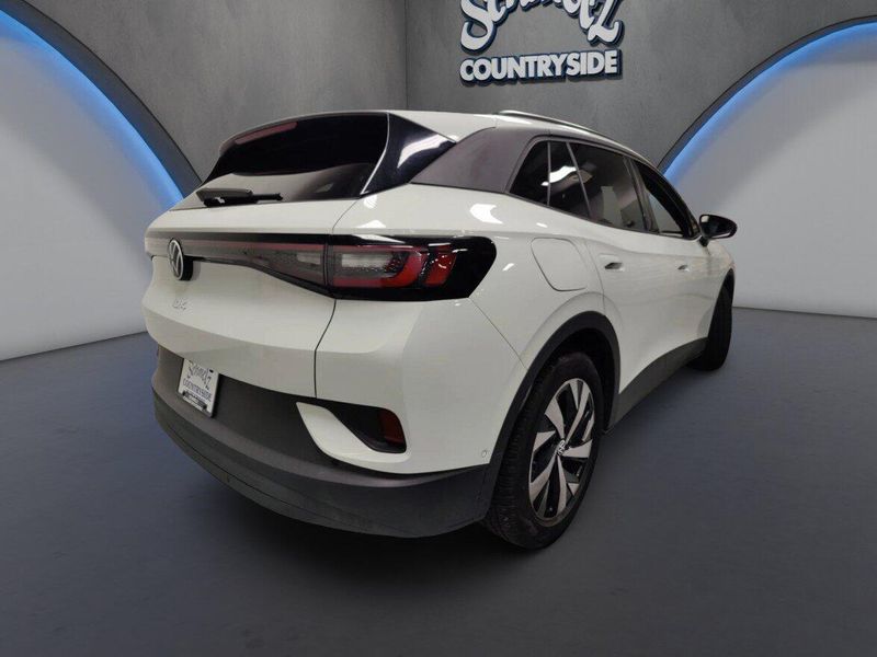 Used 2024 Volkswagen ID.4 62kWhImage 11
