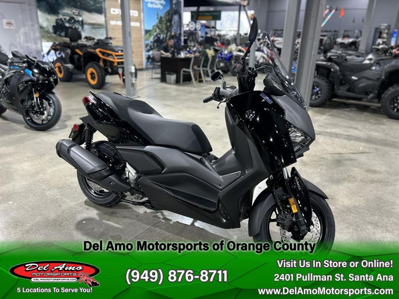 2025 Yamaha Xmax Image 19
