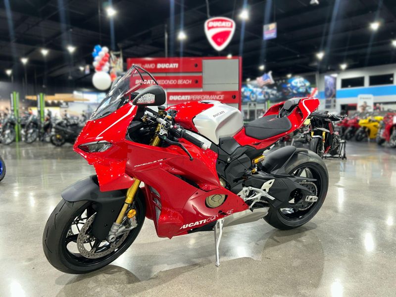 New 2026 Ducati PANIGALE V4 R Image 11