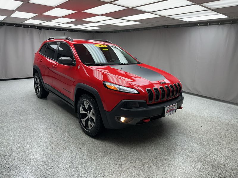 Used 2018 Jeep Cherokee TrailhawkImage 5