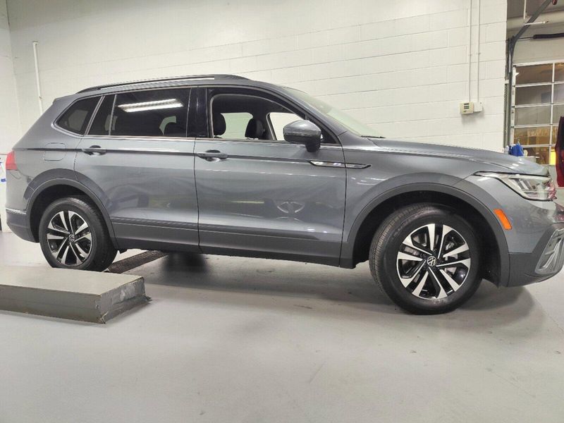 2024 Volkswagen Tiguan SImage 3