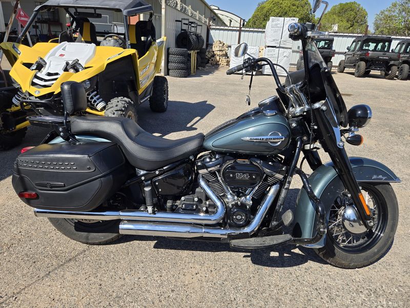 USED 2020 HARLEY SOFTAIL HERITAGE CLASSIC 114 Image 2