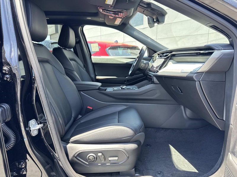 New 2026 Jeep Cherokee Limited 4x4