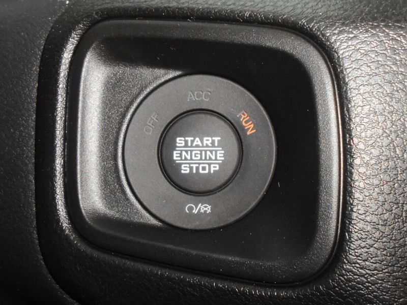 New 2025 Jeep Wrangler 4-door Sport SImage 22
