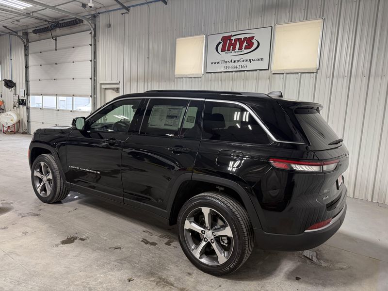 New 2026 Jeep Grand Cherokee Limited 4x4Image 14