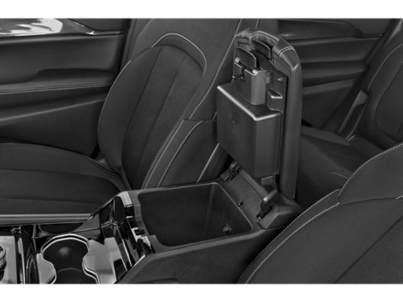 New 2025 Jeep Grand Cherokee L Summit 4x4Image 14