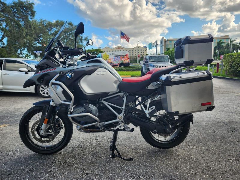 2022 BMW R 1250 GS Adventure Image 5