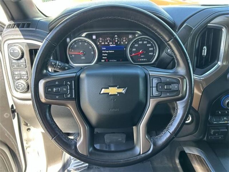 Used 2022 Chevrolet Silverado 1500 LTD High CountryImage 22