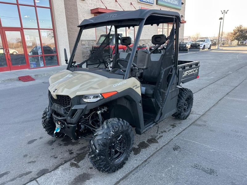 2024 CFMOTO UFORCE 600 