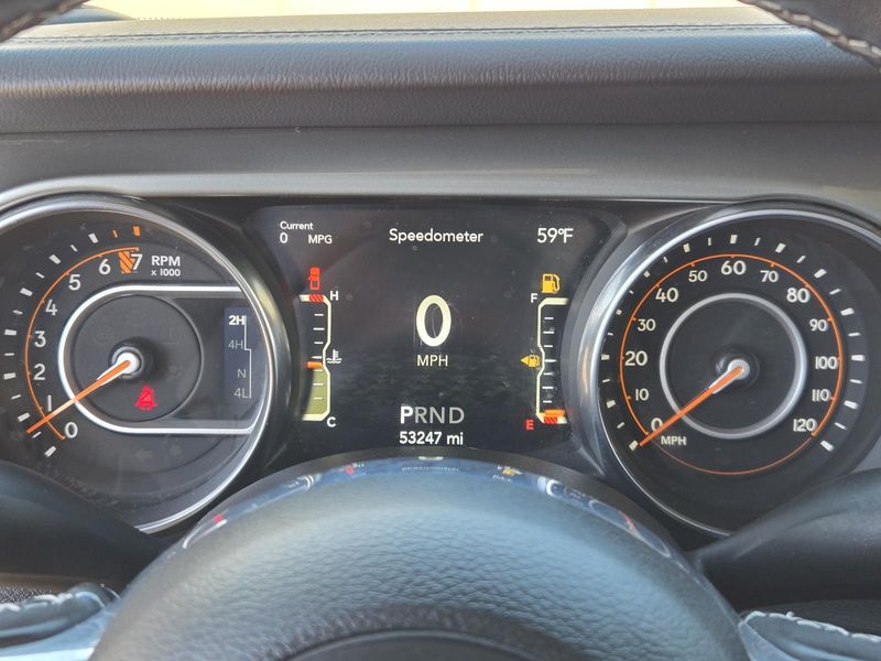 Used 2022 Jeep Gladiator Overland 4x4