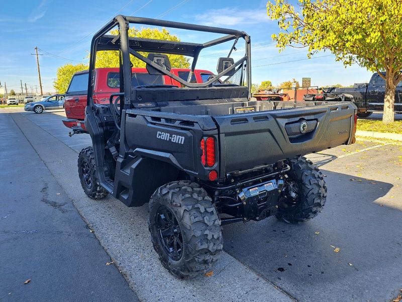 New 2026 Can-Am SSV DEF 62 HD7 GN 26 DPS HD7 