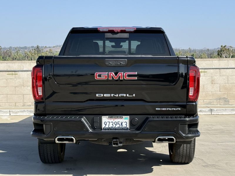 Used 2022 GMC Sierra 1500 Limited DenaliImage 10