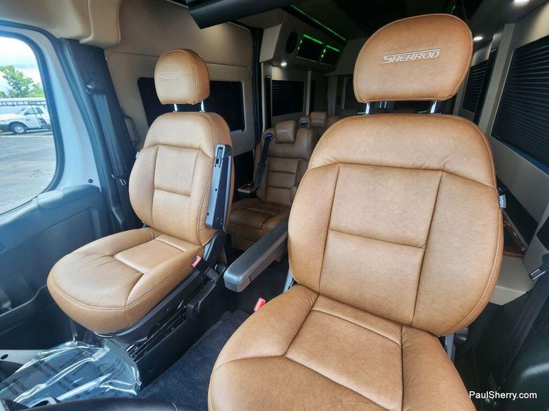 2024 RAM Promaster 3500 Slt+ Window Van High Roof 159