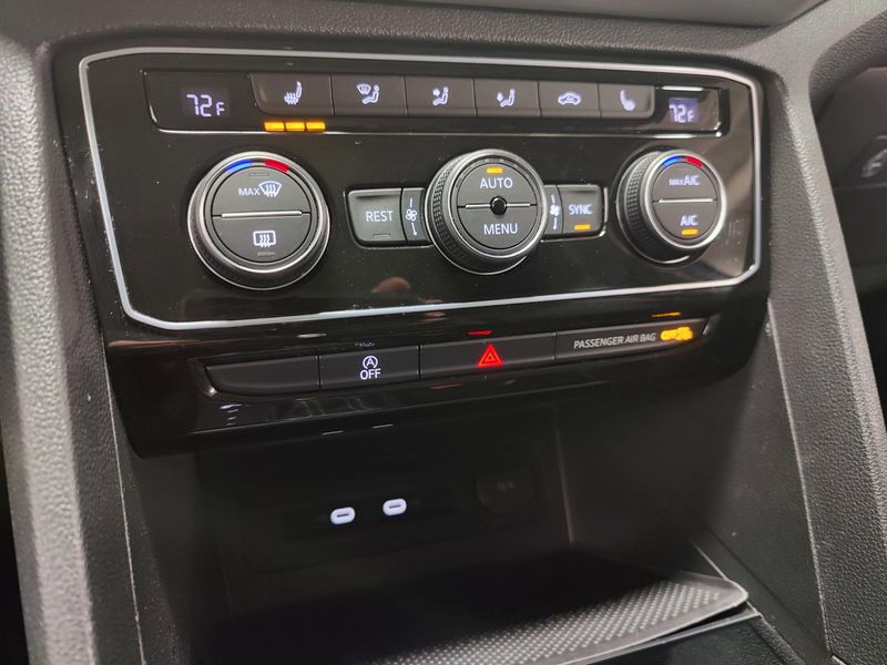 Used 2023 Volkswagen Atlas SE AWD w/Technology & SunroofImage 23