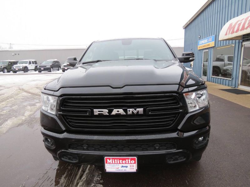 2021 RAM 1500 Big Horn 4x4 4dr Crew Cab 5.6 ft. SB PickupImage 3