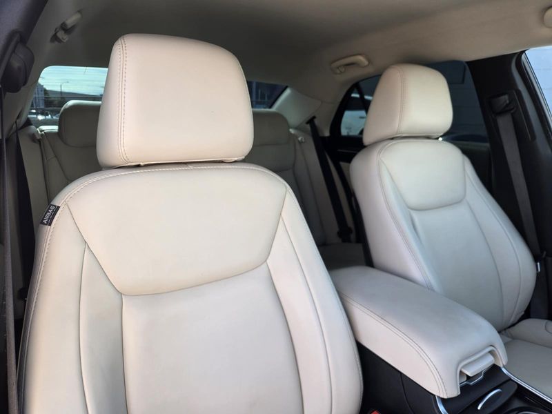 Used 2017 Chrysler 300 Limited RWD