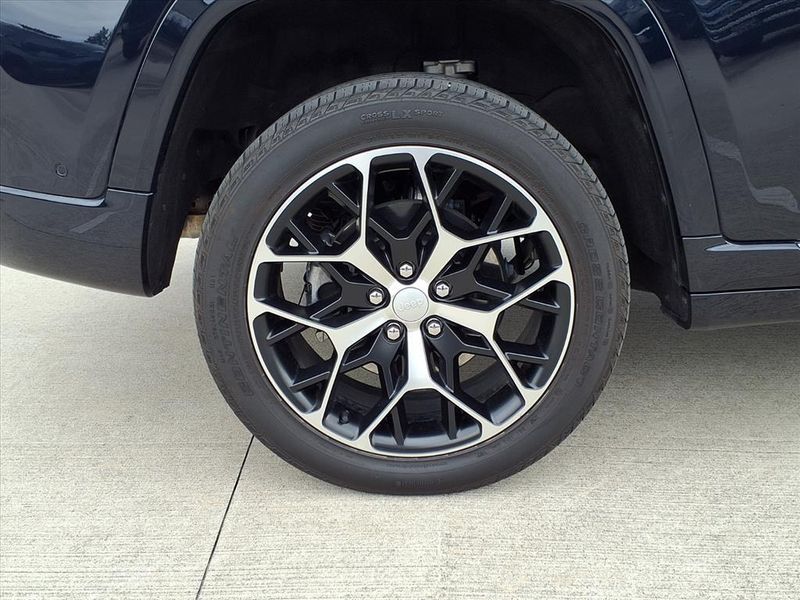 Used 2023 Jeep Grand Cherokee Summit Reserve 4xeImage 10