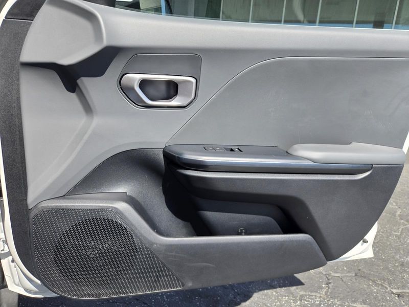 Used 2025 Kia K4 LXS FWD