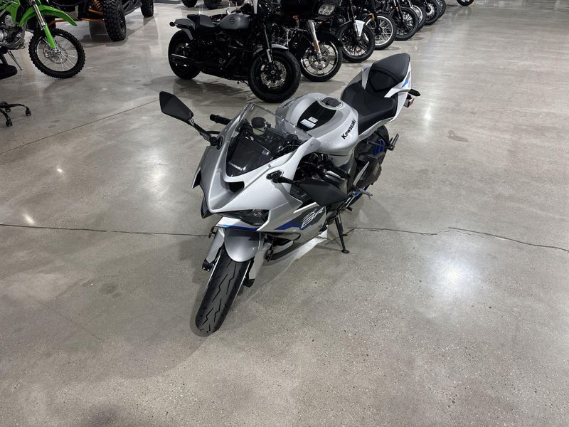 New 2027 Kawasaki NINJA ZX-6R ABS Image 11