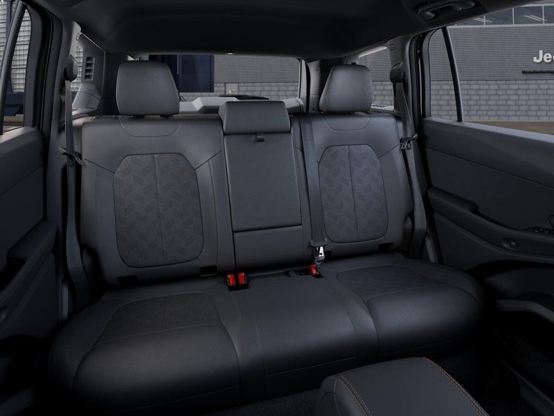 New 2026 Jeep Cherokee Overland 4x4Image 15