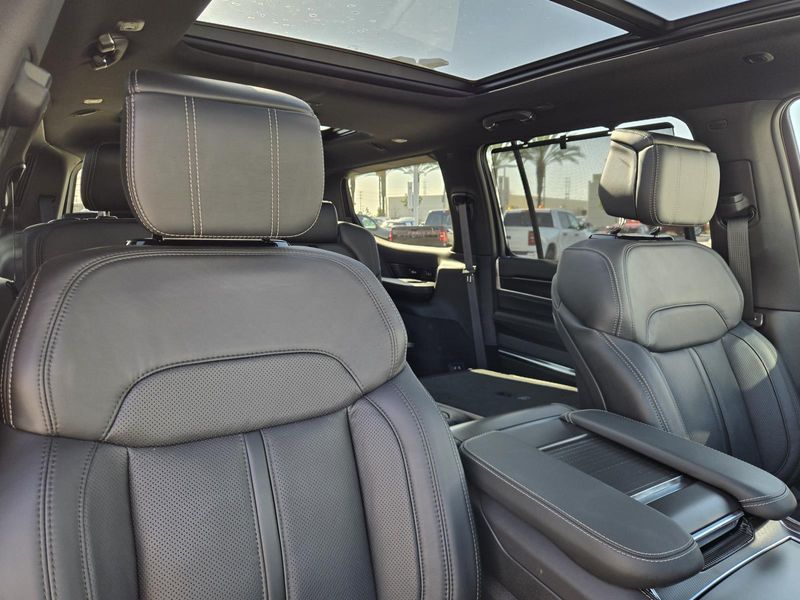 2026 Jeep Grand Wagoneer Summit Obsidian 4x4