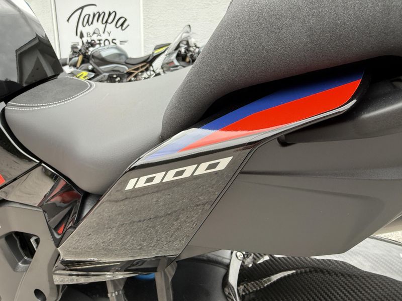 2025 BMW M 1000 XR