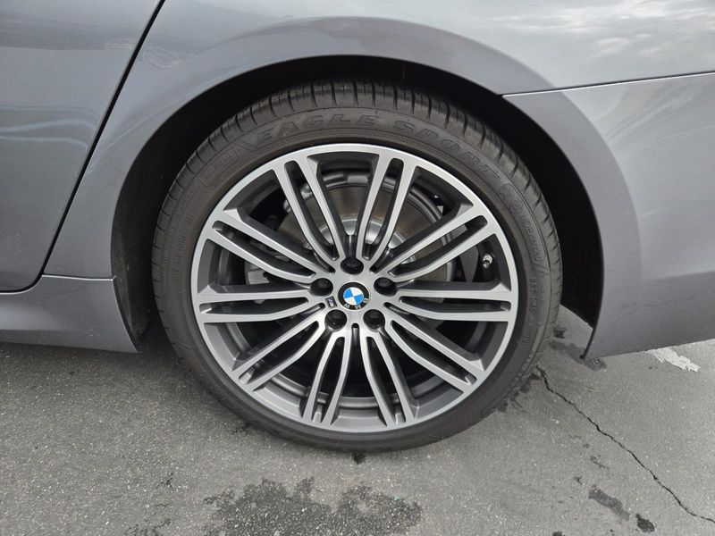 Used 2019 BMW 530i Sedan