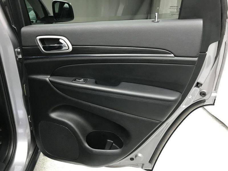 Used 2021 Jeep Grand Cherokee LimitedImage 13