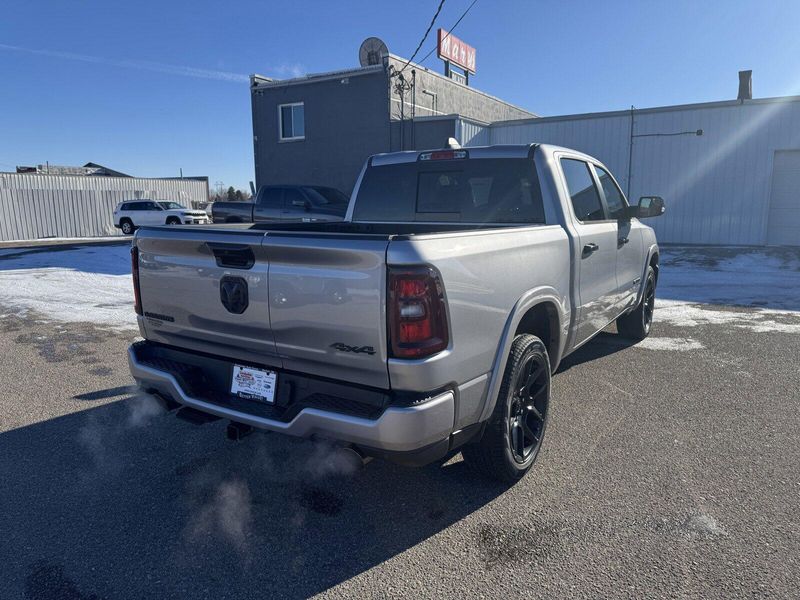 2025 RAM 1500 LaramieImage 8