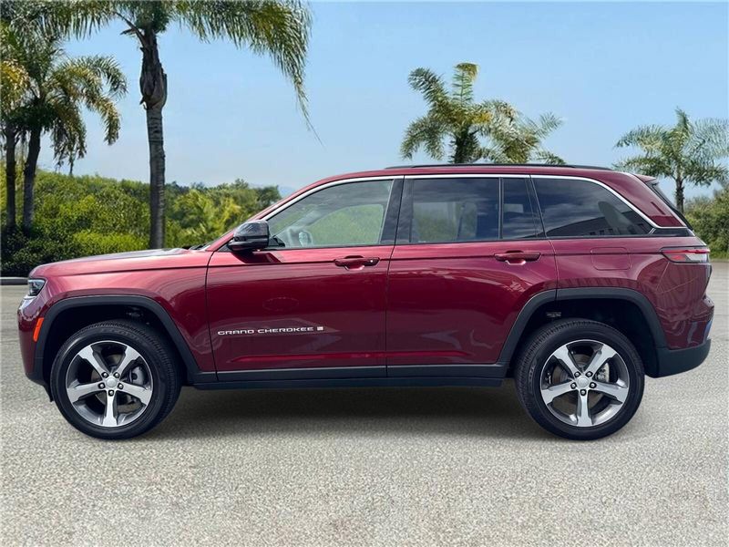 New 2026 Jeep Grand Cherokee Limited 4x2