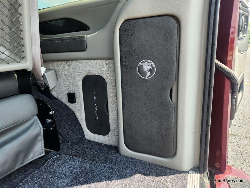 Used 2024 Chevrolet Express Cargo Image 21