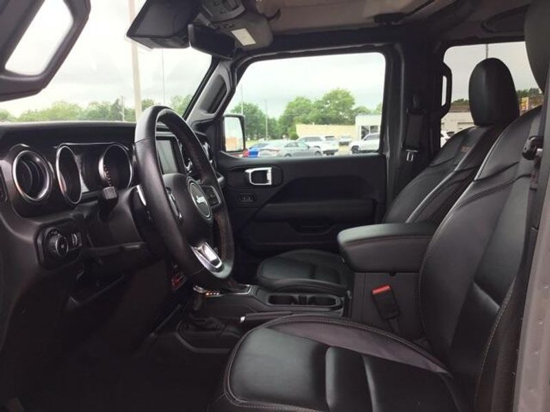 2023 Jeep Wrangler Rubicon 392Image 15