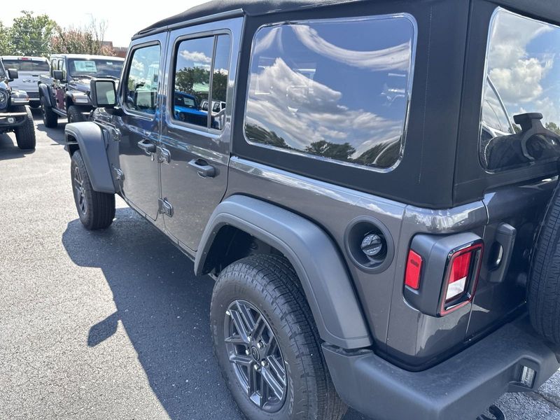 2024 Jeep Wrangler 4-door Sport SImage 9