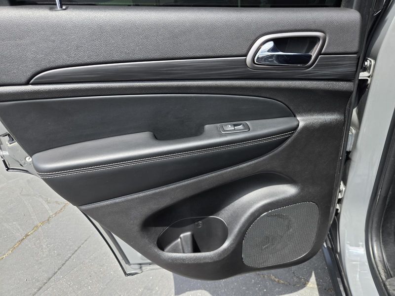 Used 2021 Jeep Grand Cherokee Freedom 4x2