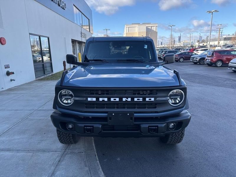 2023 Ford Bronco Black DiamondImage 2