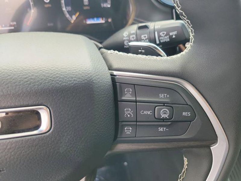 New 2026 Jeep Grand Cherokee Limited 4x4