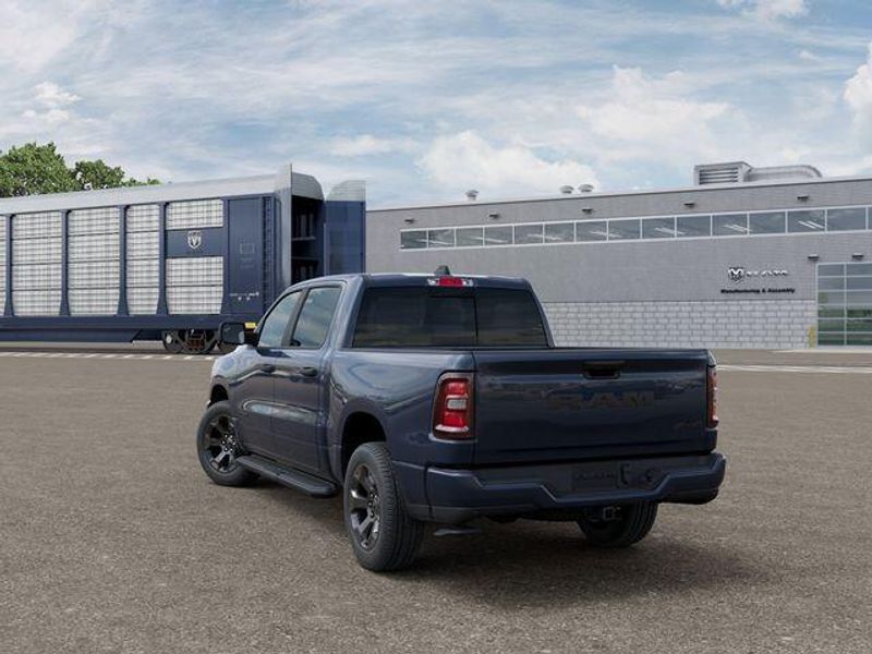 New 2026 RAM 1500 Express Crew Cab 4x4 5