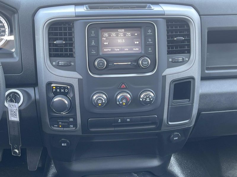 New 2024 RAM 1500 Classic Tradesman Crew Cab 4x4 5'7' Box