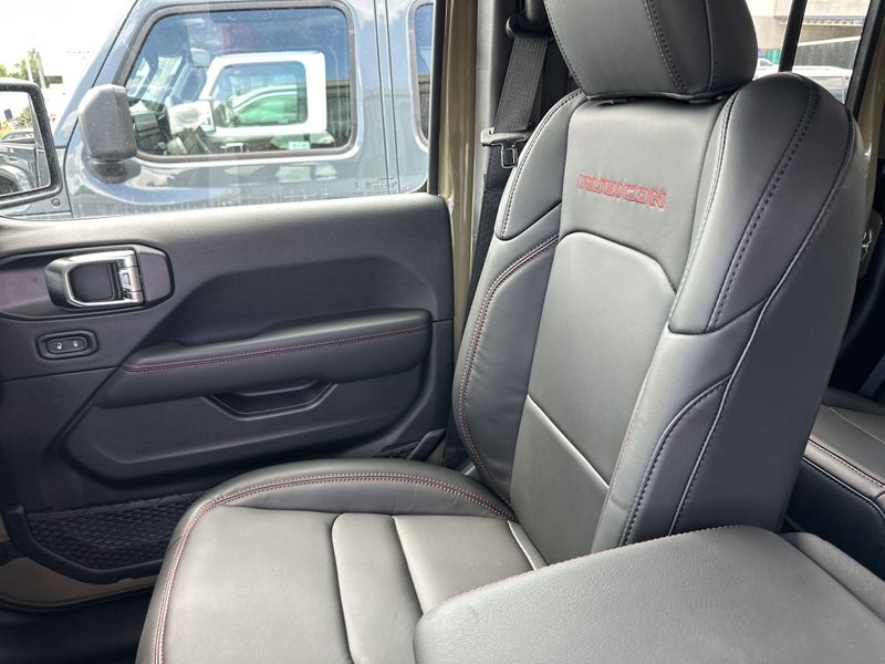 New 2025 Jeep Gladiator Rubicon X 4x4Image 27